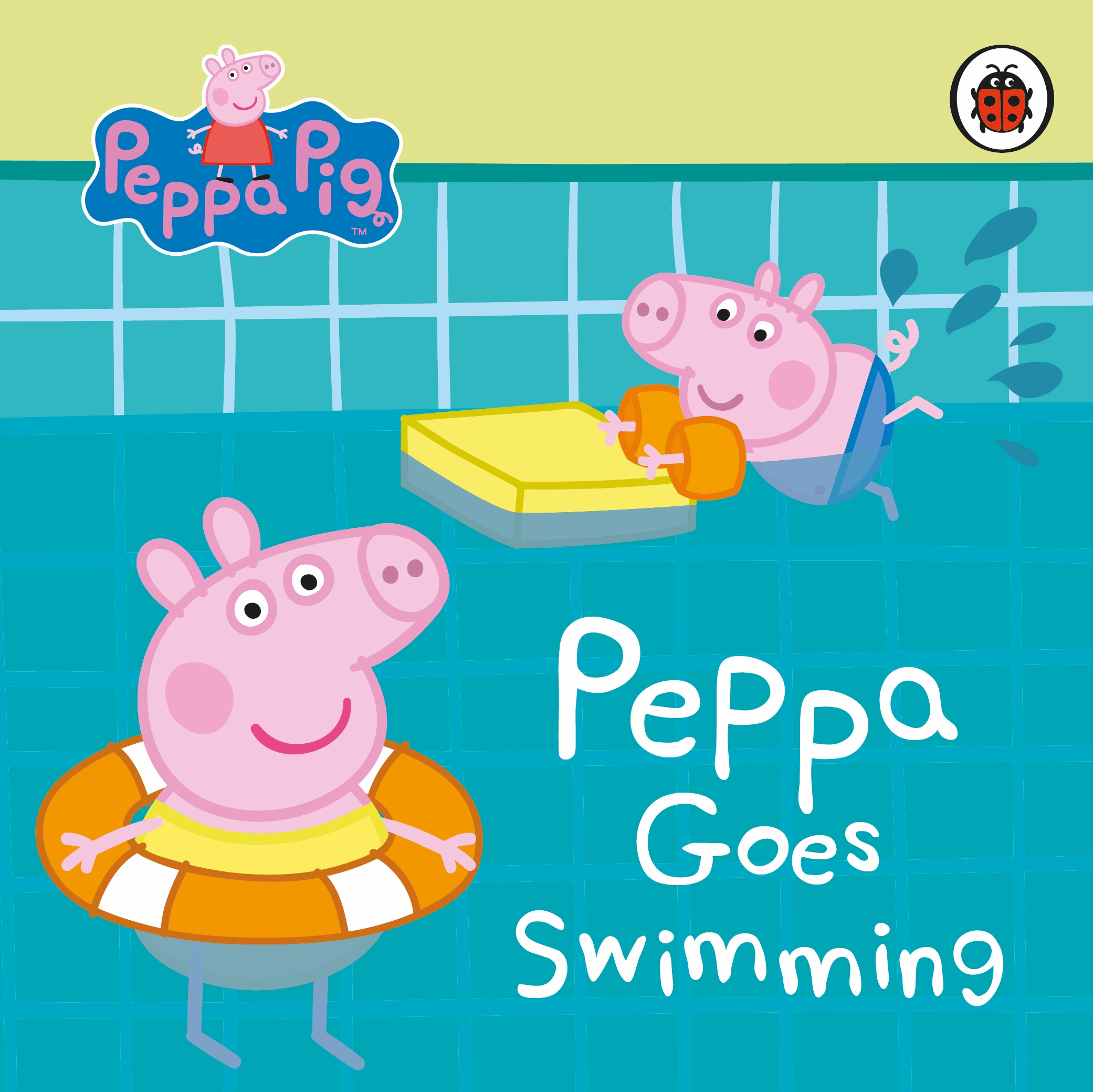 Peppa Pig Peppa Goes Swimming (Board Book)